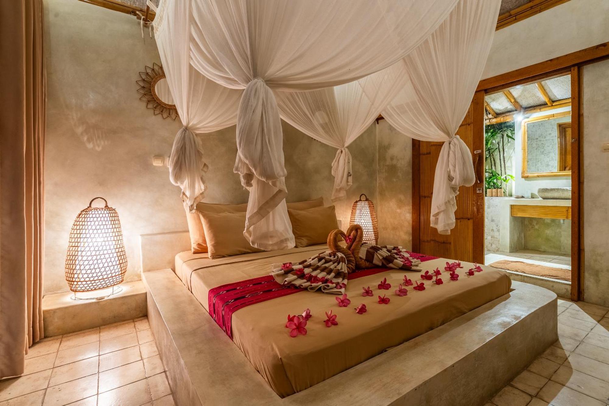 Villa Burung Gili Air Authentic 3-Bedroom Bamboo Villa With Private Pool المظهر الخارجي الصورة